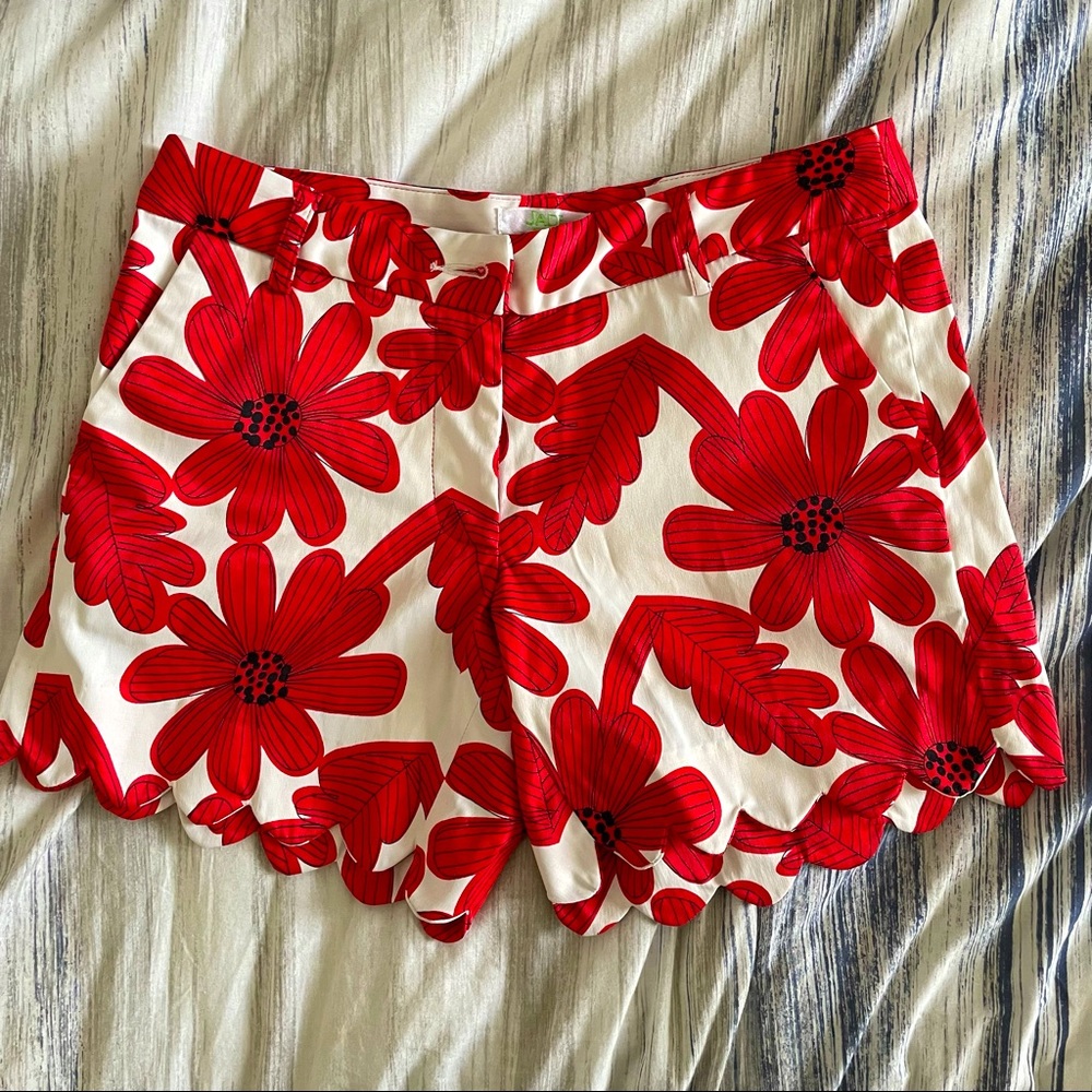 Jade | Scallop trimmed shorts